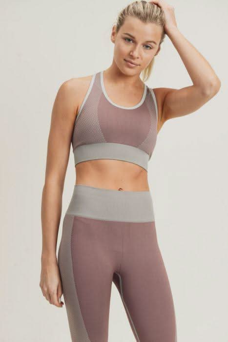 Chevron Track Seamless Hybrid Racerback Sports Bra - Wear and Wander