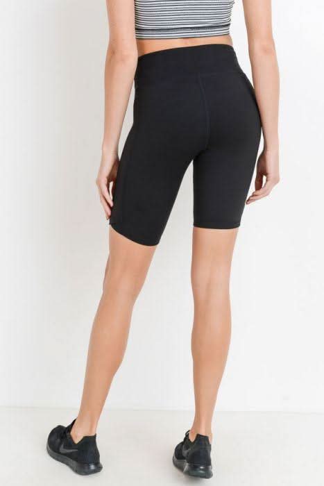Highwaist Bermuda Leggings with Vertical Zipper - Wear and Wander