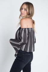 Blusa informal de rayas con mangas acampanadas y hombros descubiertos para mujer