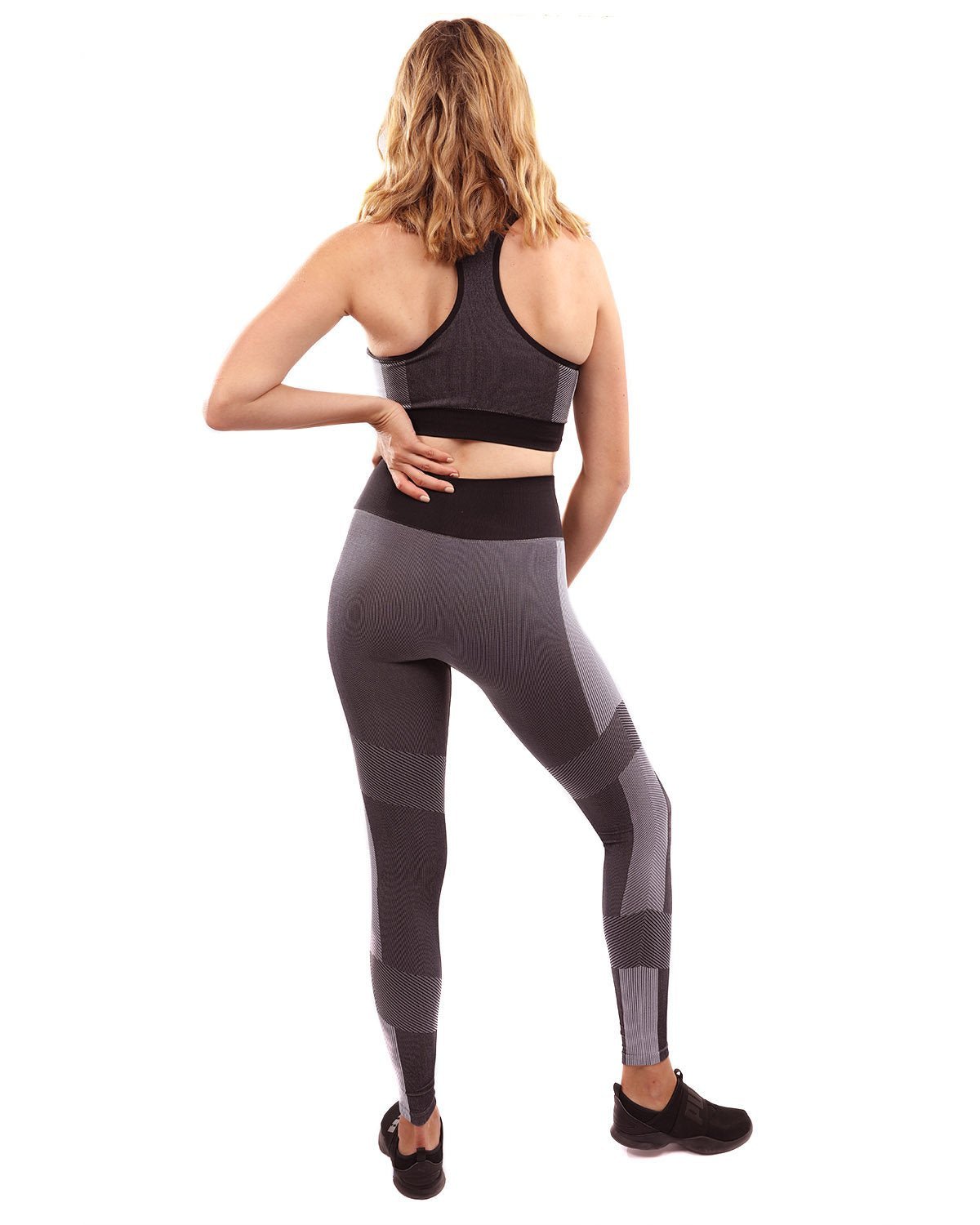 Arleta Seamless Leggings & Sports Bra Set - Black - Wear and Wander