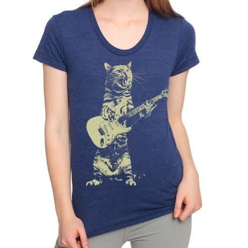 Cat playing guitar - Wear and Wander