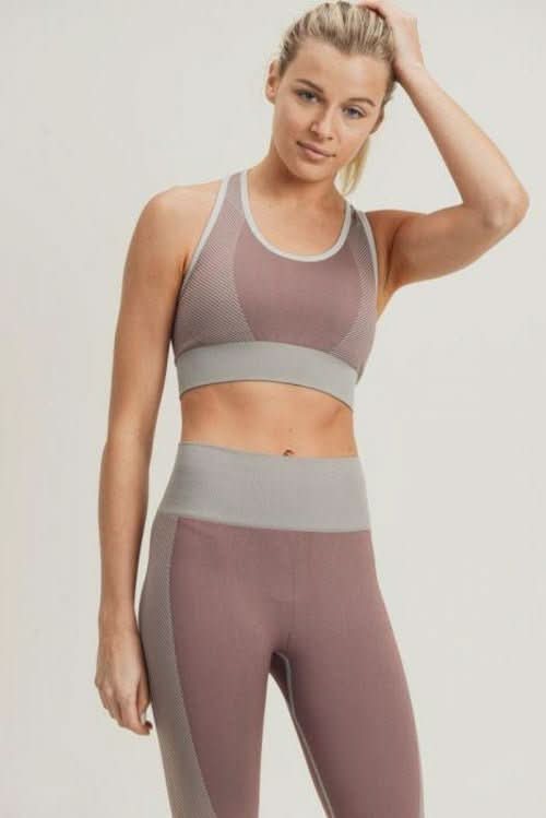 Chevron Track Seamless Hybrid Racerback Sports Bra - Wear and Wander