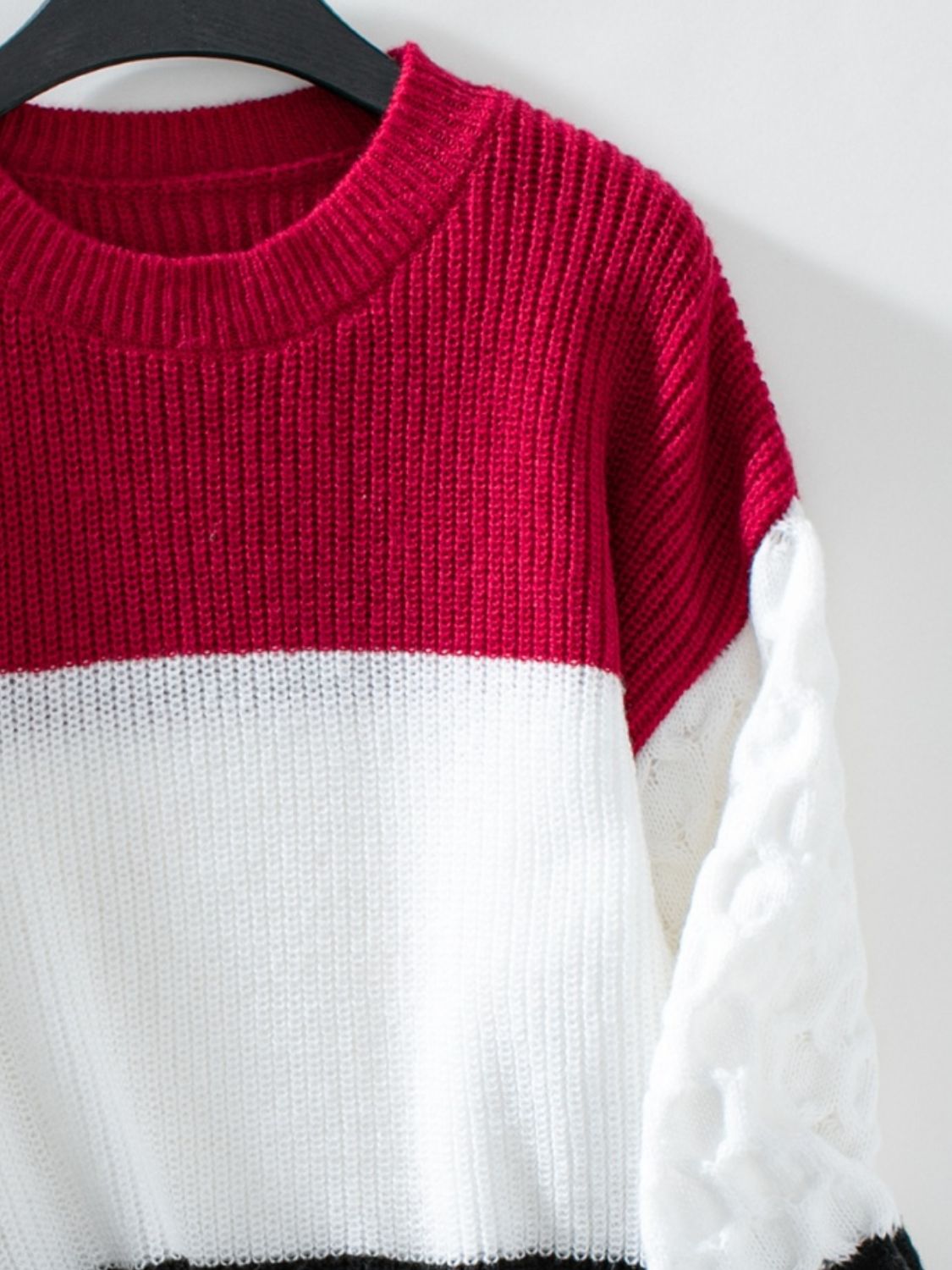 Color Block Round Neck Long Sleeve Sweater - Wear and Wander