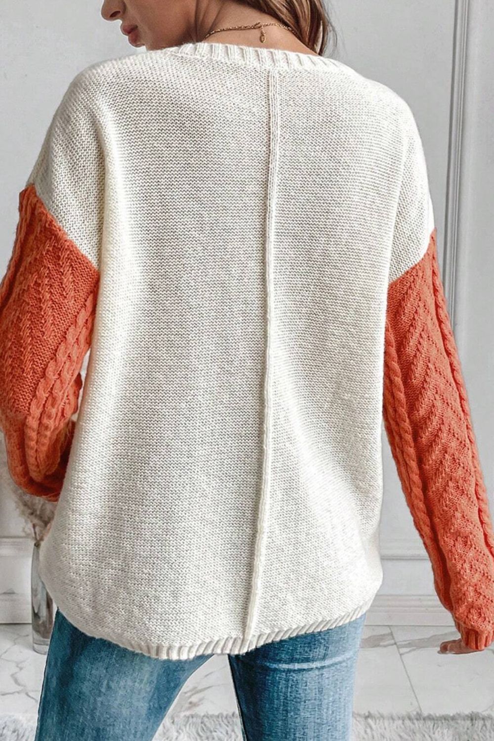 Color Block Round Neck Long Sleeve Sweater - Wear and Wander