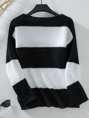 Color Block V - Neck Long Sleeve Sweater - Wear and Wander