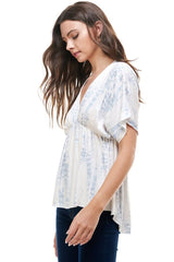 Flowy V - Neck Top with Relaxed Fit - Wear and Wander