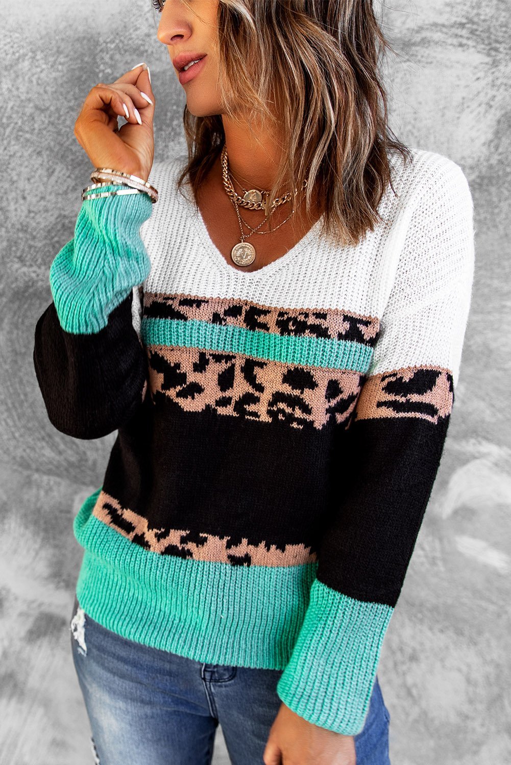 Leopard Color Block V Neck Sweater - Wear and Wander