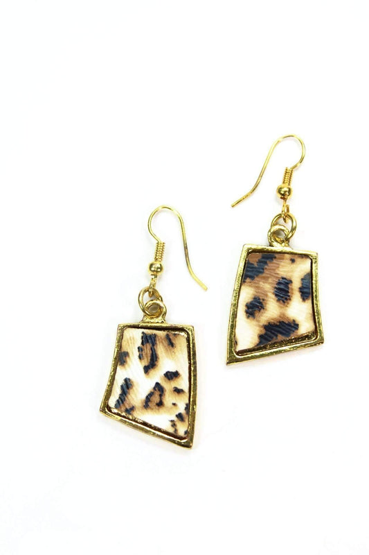 Leopard Design Pendant Necklace Set - Wear and Wander