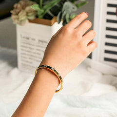 Metal Stone Hinged Bangle - Wear and Wander