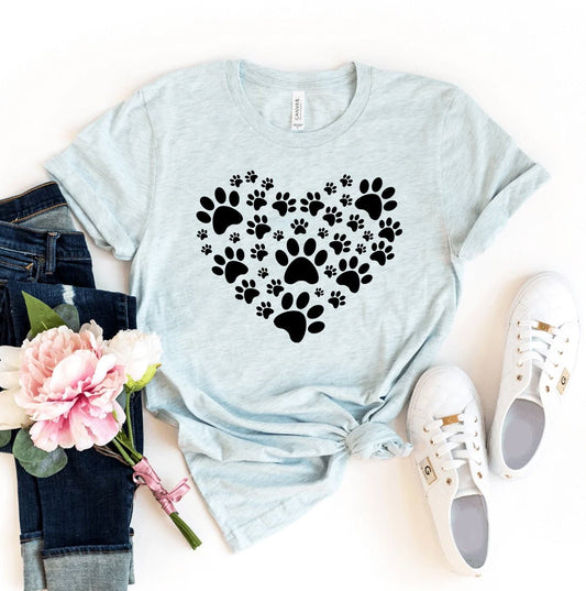 Paw Heart T-shirt - Wear and Wander