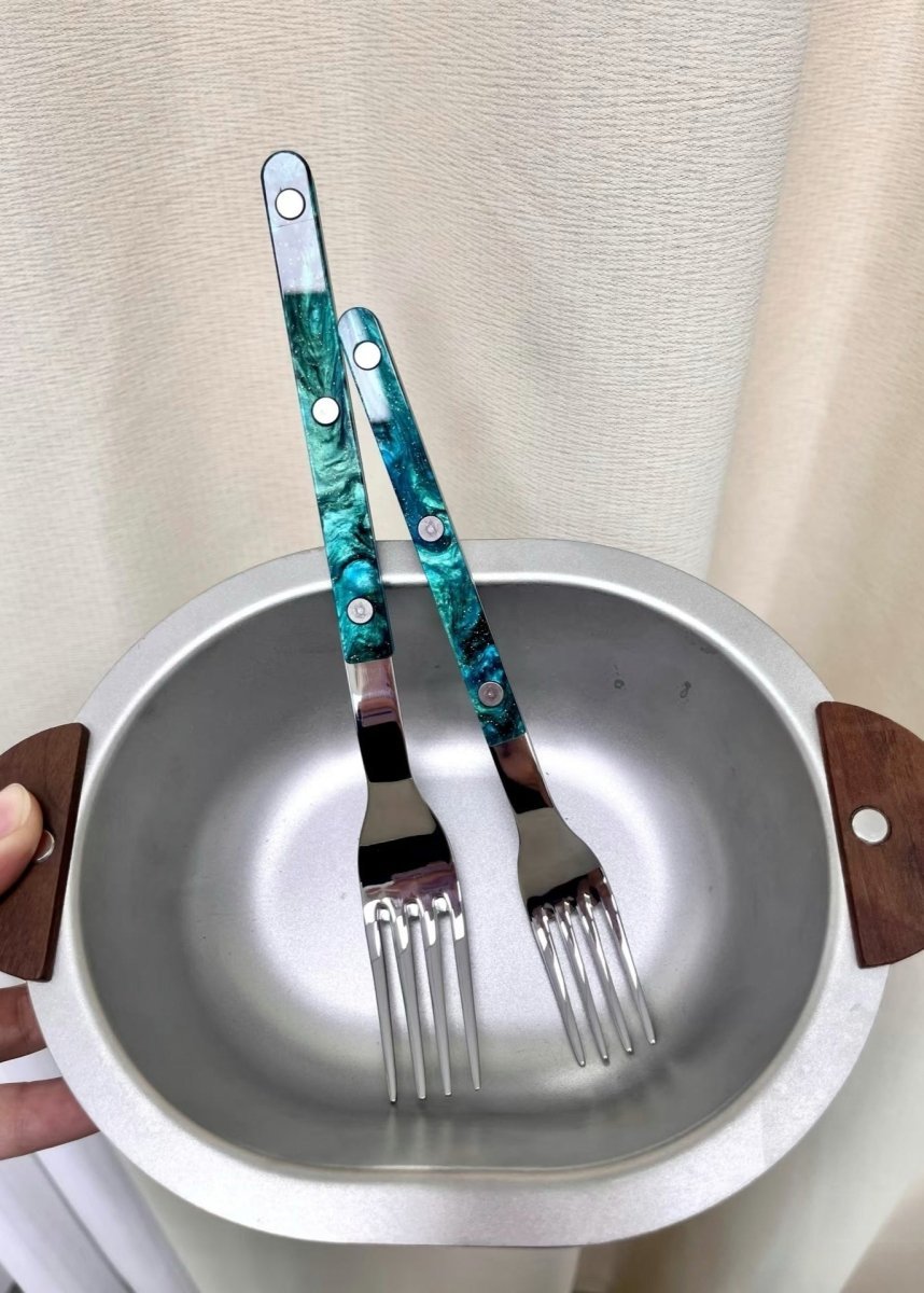 Set Of 10 Pcs Modern Elegant Terra Flatware - Bistrot Style Cutlery - Wear n Wander