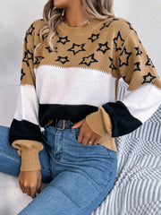 Star Contrast Round Neck Sweater - Wear and Wander