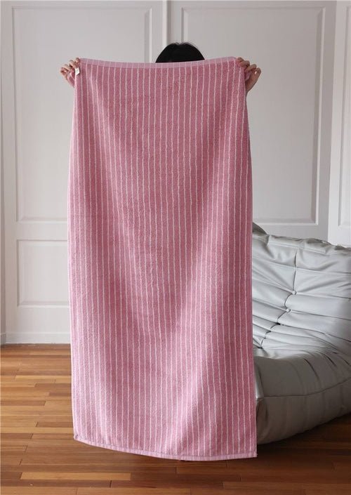 Ultra Soft Absorbent Retro Stripe Bath Towel - 100% Organic Cotton - Wear n Wander