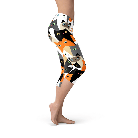 Womens All Over Print Cats Capri Leggings - Wear and Wander