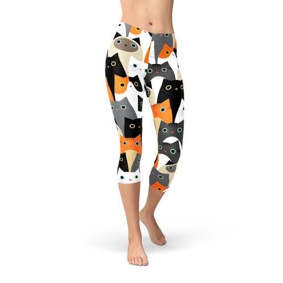 Womens All Over Print Cats Capri Leggings - Wear and Wander